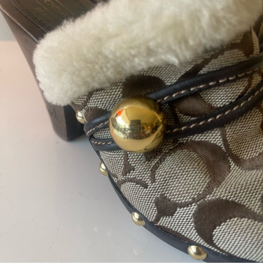 COACH Ivanka Signature Shearling Clogs Mules Brown Tan 6B Logo Studded - Picture 5 of 13